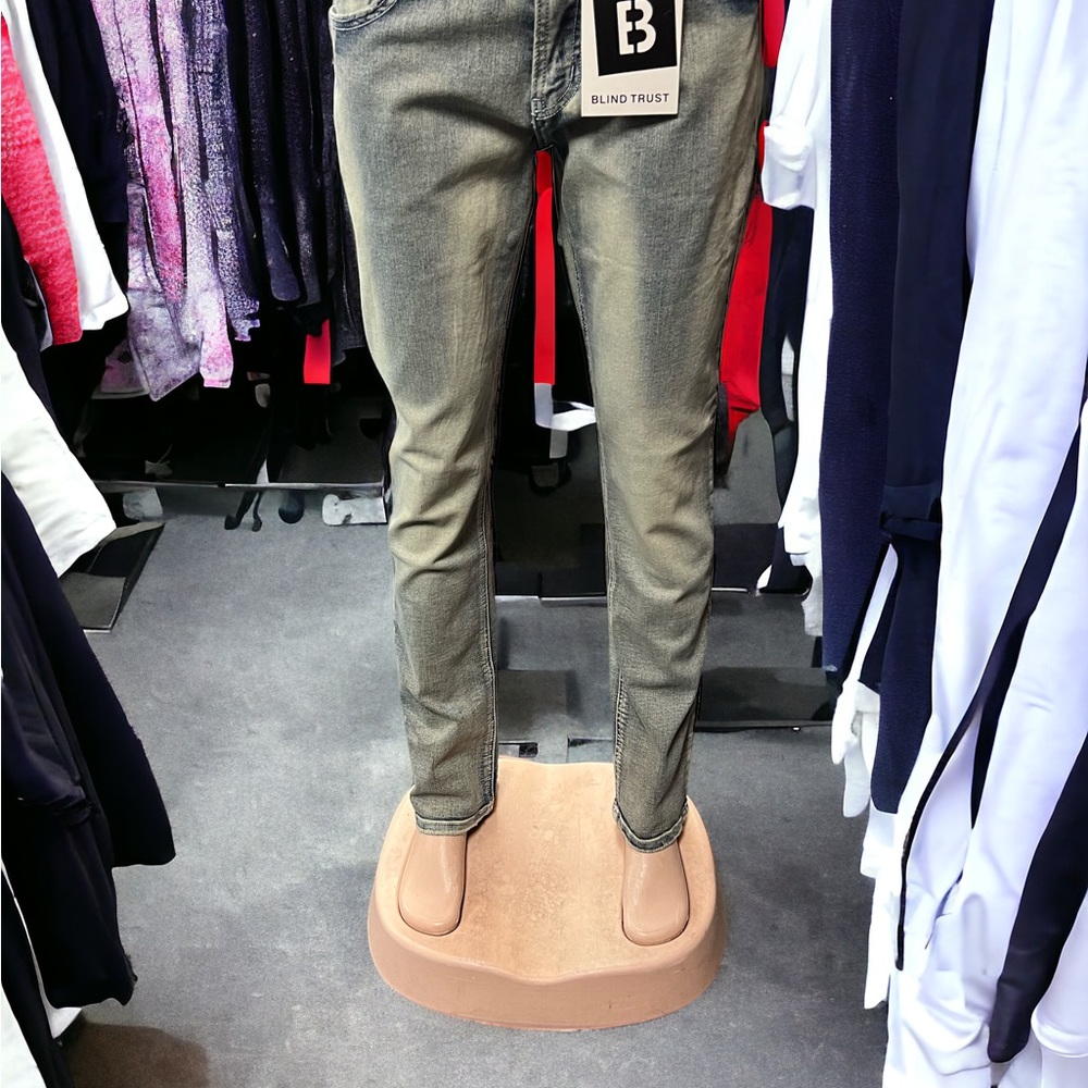Men’s slim fit jeans